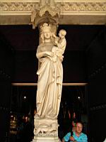 Paris, Sainte Chapelle (basse), Porche, Statue de la Vierge